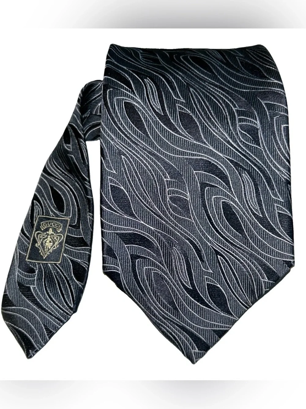 Authentic Gucci Grey & Black Silk Neck Tie Made In Italy